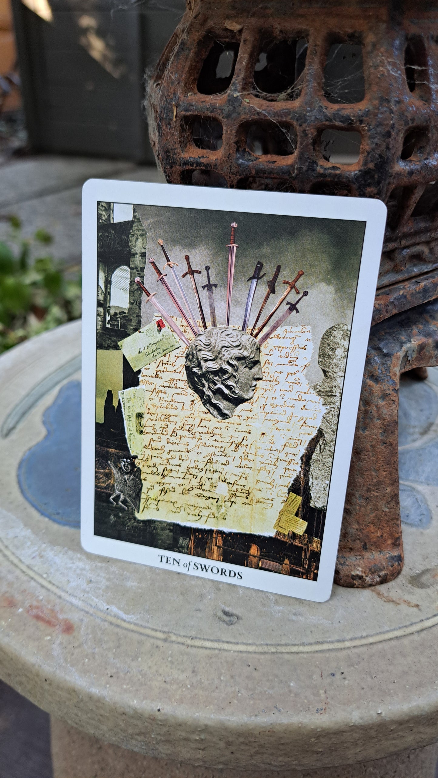 The Scarab and Dahlia Tarot