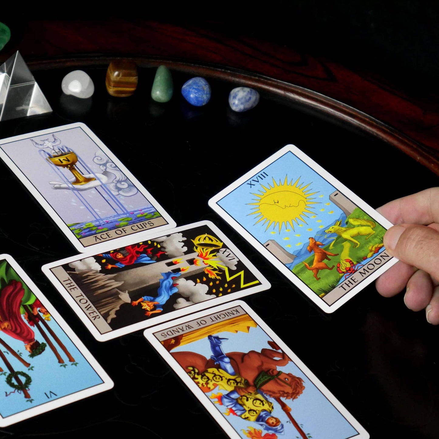 Lustrous Tarot Modern Tarot Cards Deck - Da Brigh