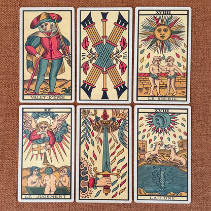 New Marseille Tarot deck by Daniel Martin Diaz with esoteric artwork.