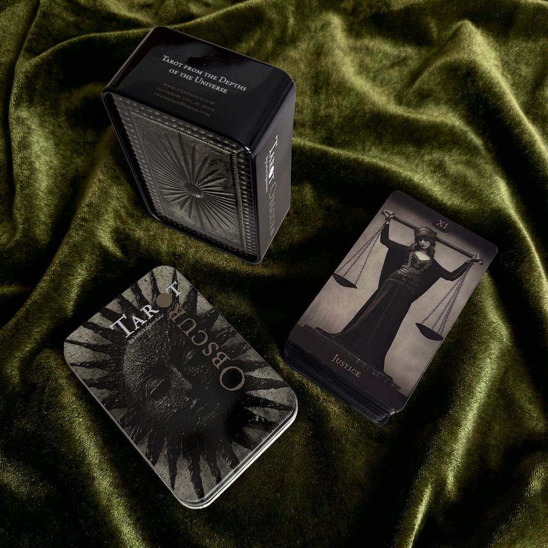 Tarot Obscuro Mini Edition indie tarot deck with black matte edges and metal storage tin.