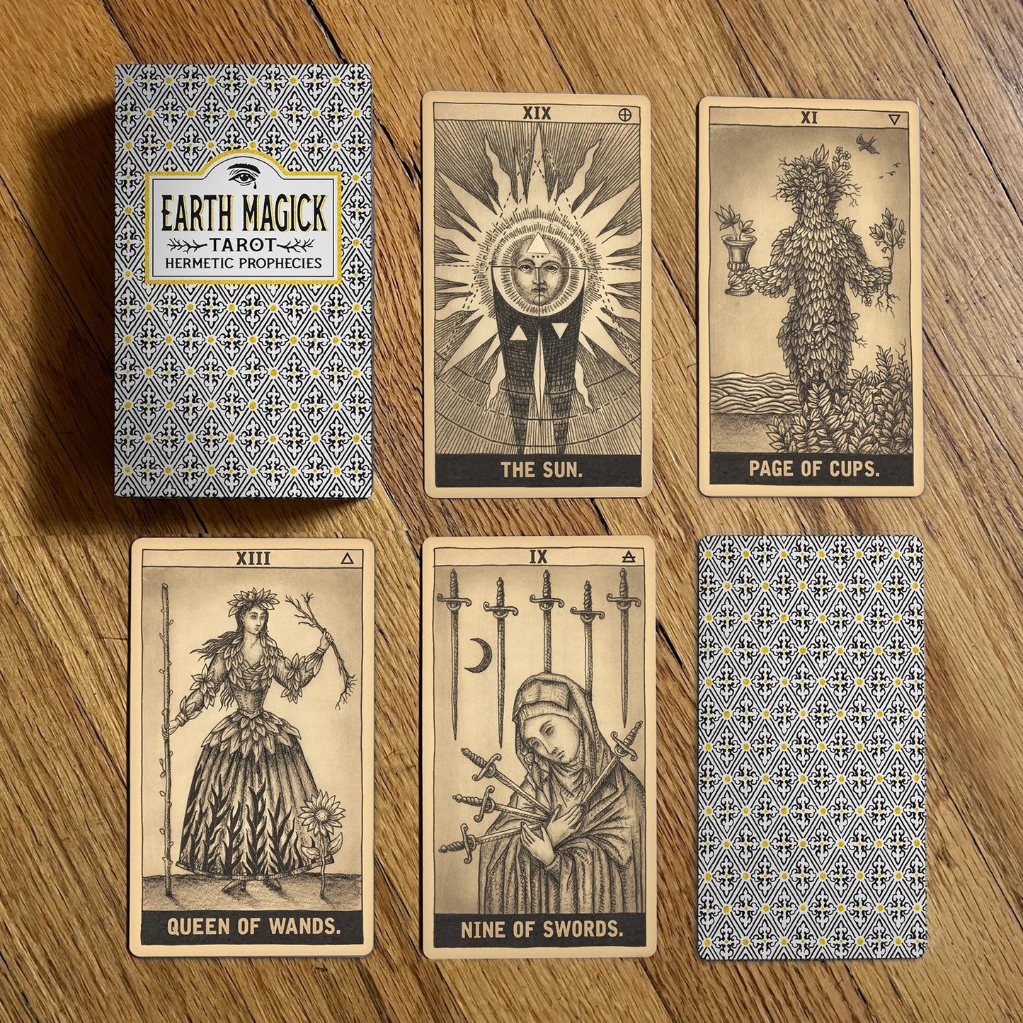 Earth Magick Tarot - AMBER